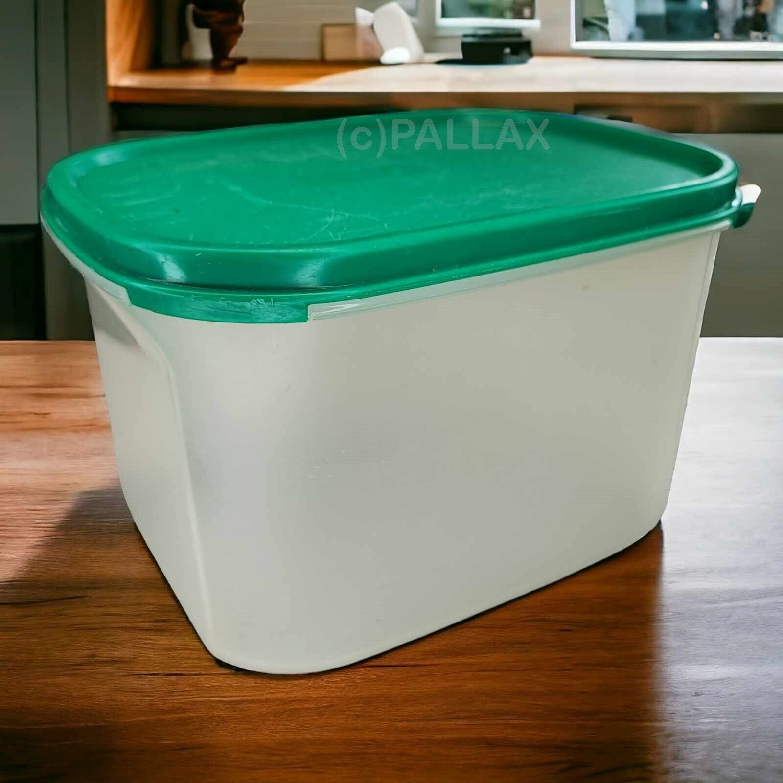 TUPPERWARE A69 KOMPAKTUS 1,9 L GRÜN VORRATSDOSE
