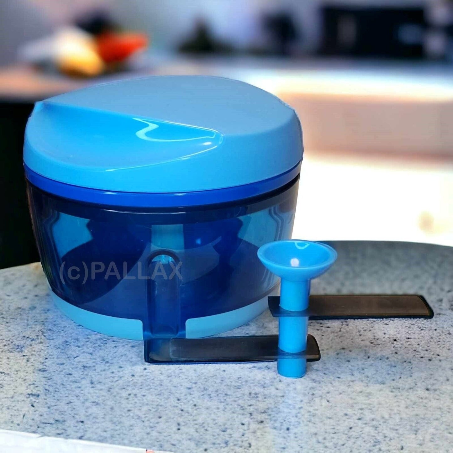 TUPPERWARE D129 HAPPY-CHEF BLAU ZWIEBELSCHNEIDER ZERKLEINERER