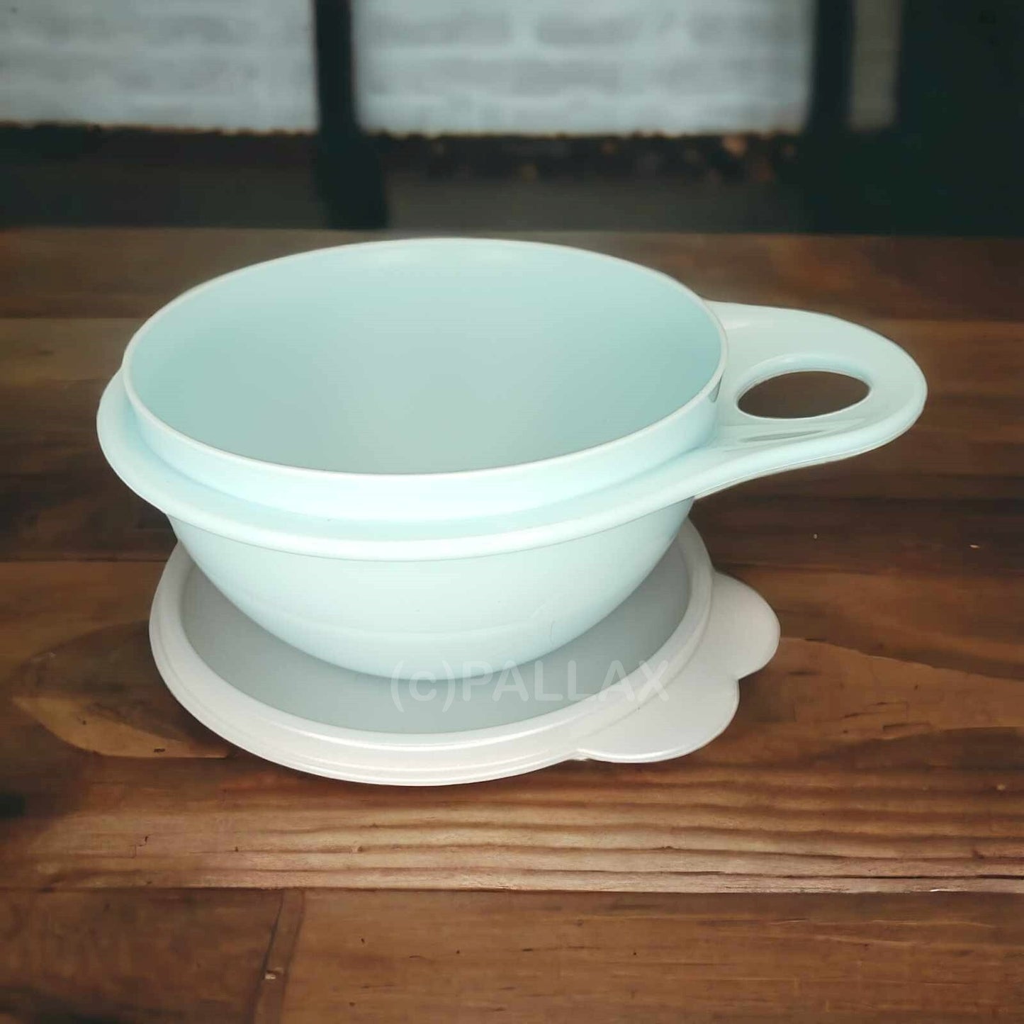 TUPPERWARE BACKSCHÜSSEL 600 ML HELLBLAU PERLMUTT-WEISS SONDERFARBE