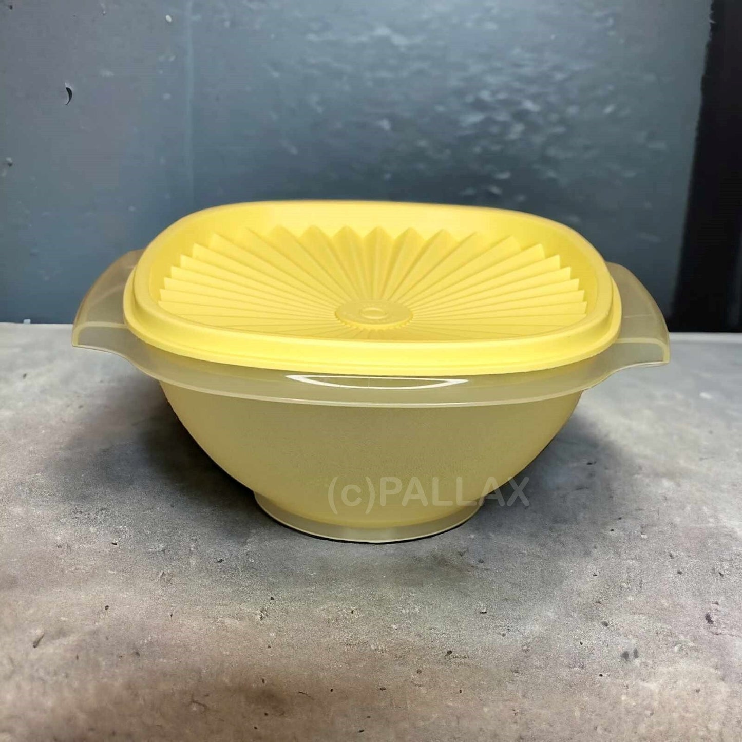 TUPPERWARE B13 PARTY-SONNEN-SCHÜSSEL 750 ML GELB