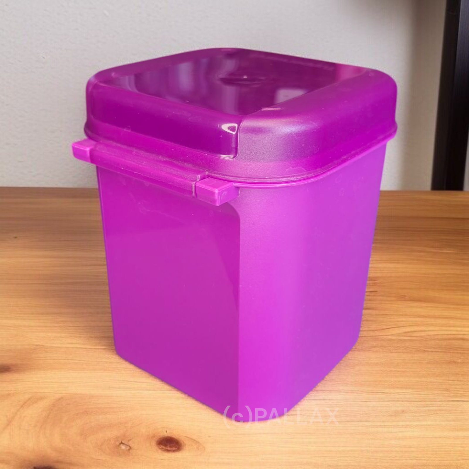 TUPPERWARE A167 JUNIOR-BELLEVUE 1,2 L LILA VORRATSDOSE