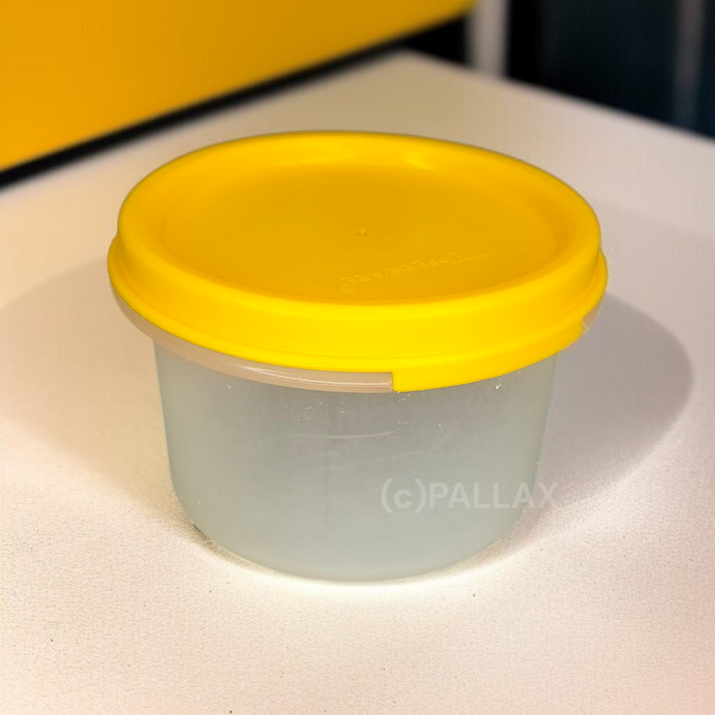 TUPPERWARE A76 EIDGENOSSE RUND 200 ML SONNEN-GELB VORRATSDOSE