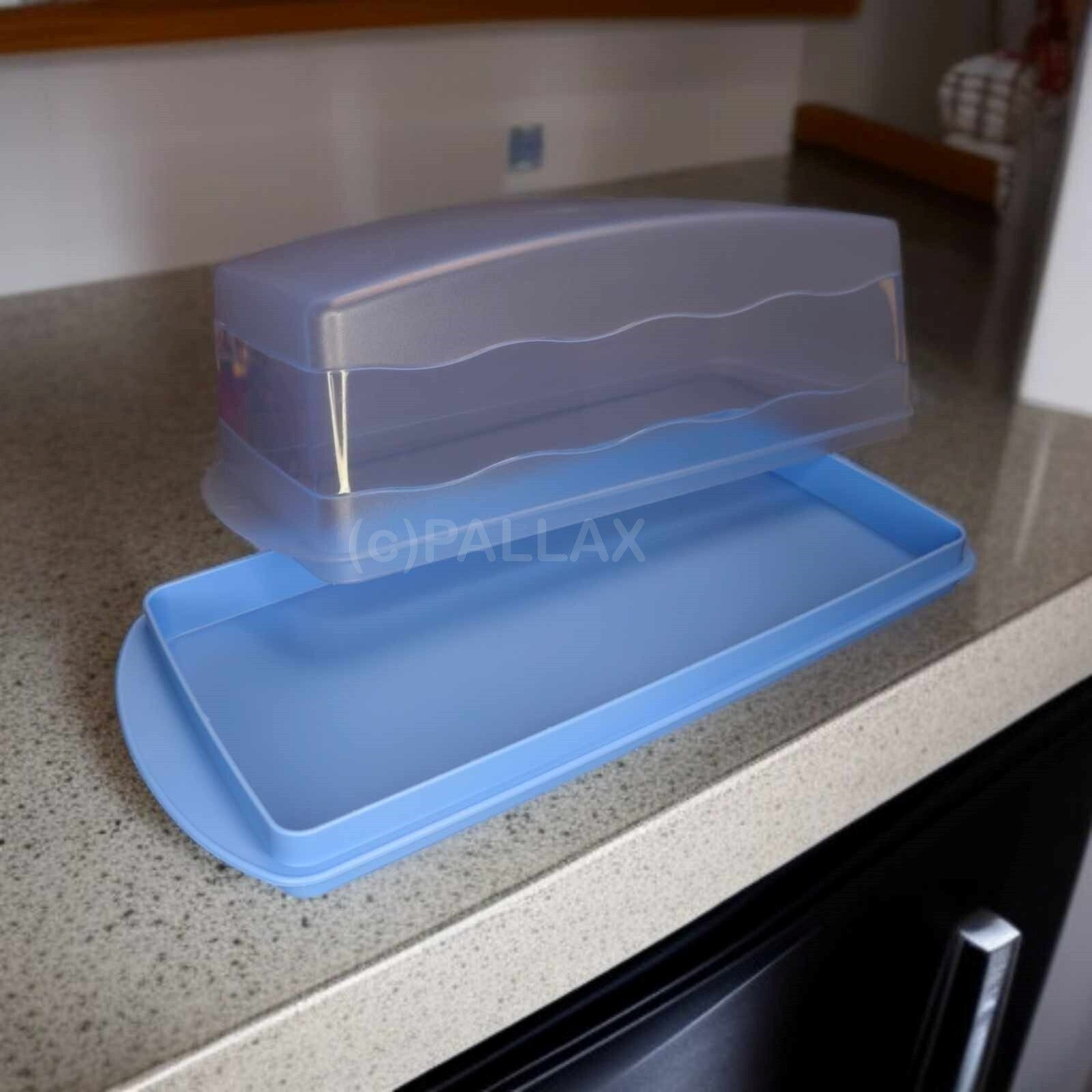 TUPPERWARE J29 JUNGE WELLE KASTENKUCHEN-BEHÄLTER HELLBLAU TORTENBEHÄLTER