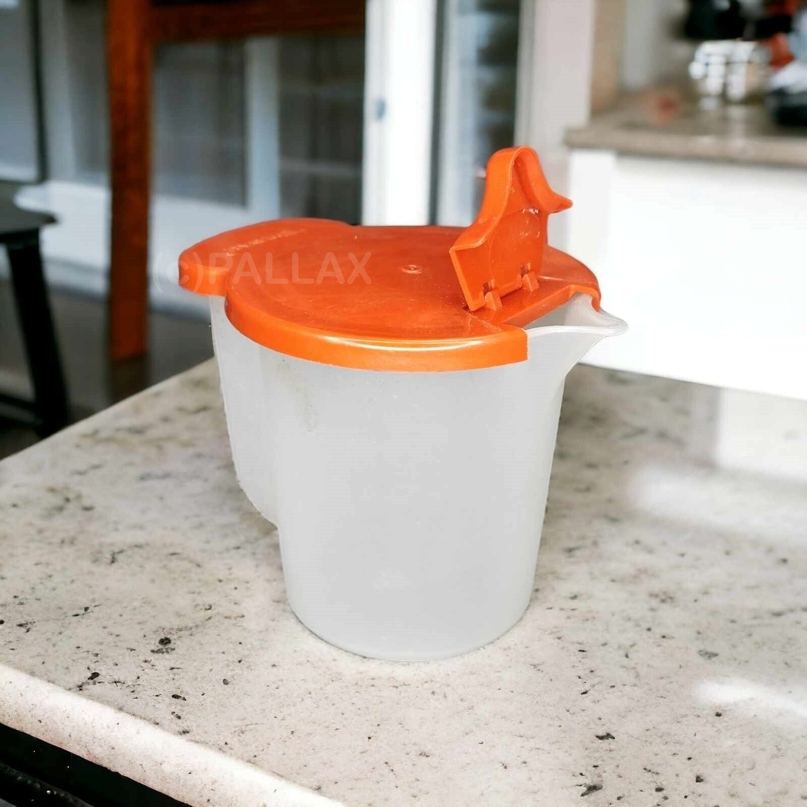 TUPPERWARE VINTAGE MILCHKÄNNCHEN 350 ML ORANGE