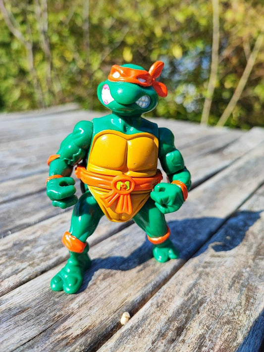 TEENAGE MUTANT NINJA TURTLES TMNT MICHELANGELO STORAGE SHELL / PLAYMATES 1991