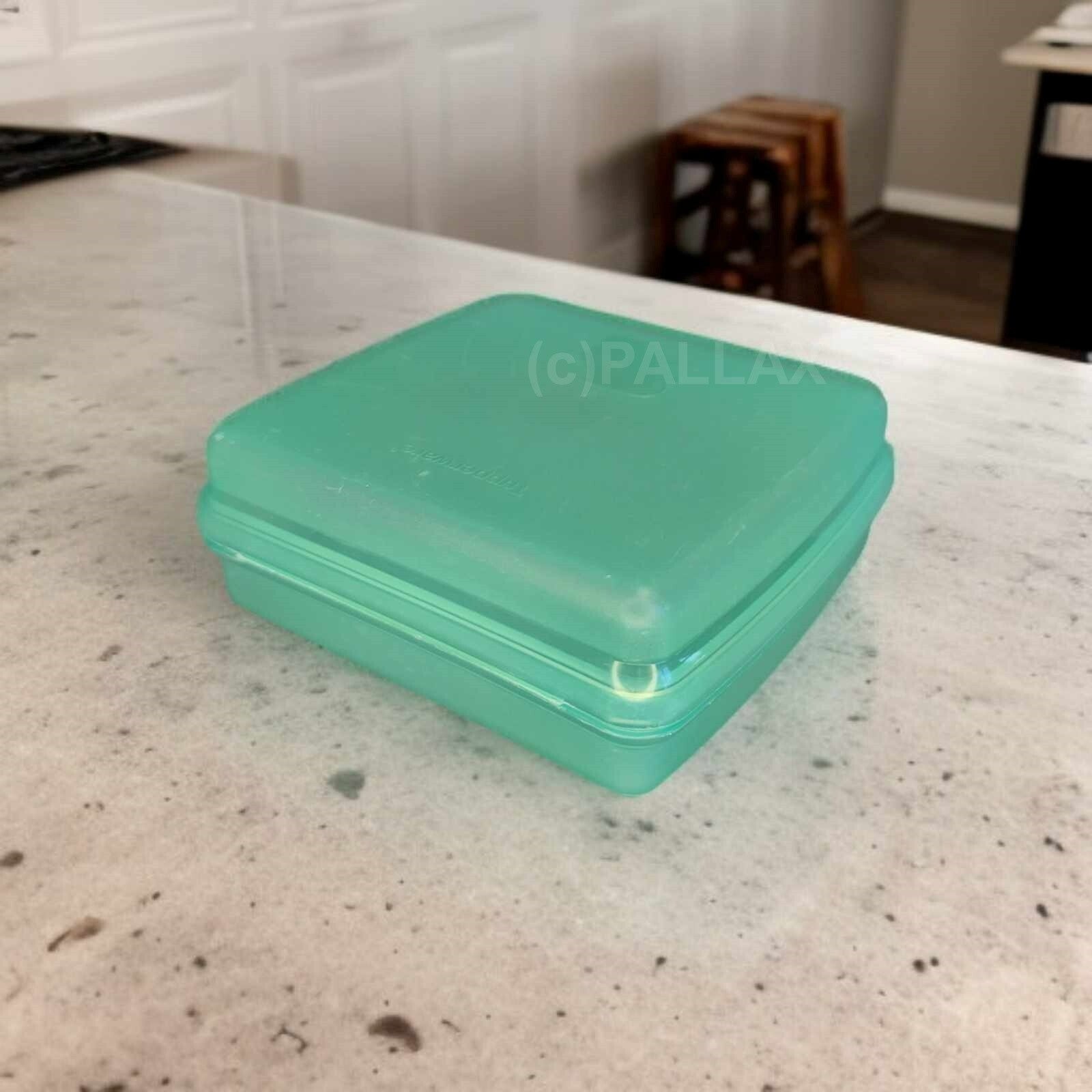 TUPPERWARE A26 SANWICH-BOX GRÜN BROTDOSE LUNCHBOX
