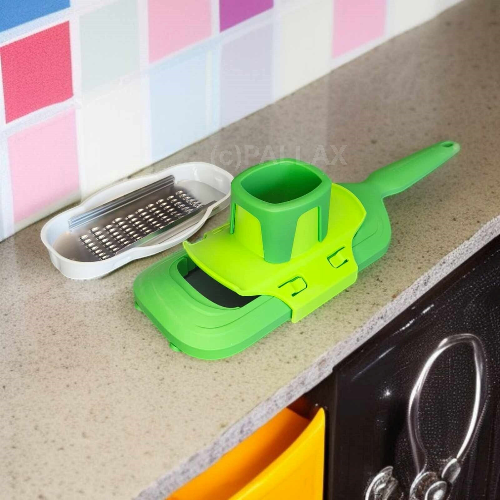 TUPPERWARE D182 TUPPER© PROFI-REIBE REIBE GRÜN